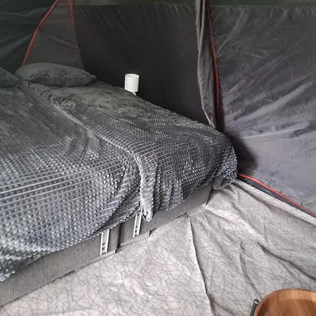 Luxe Tent Met Bijzettentje Lüks kamp alanı *